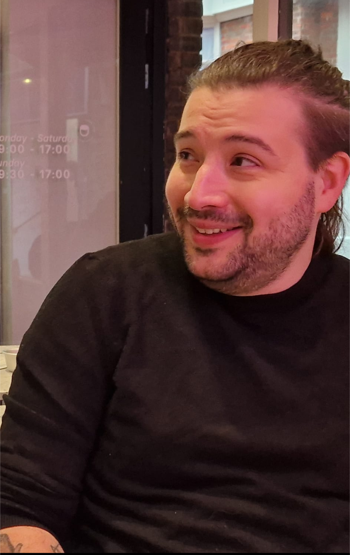 Logan Macdonald (Guitar)